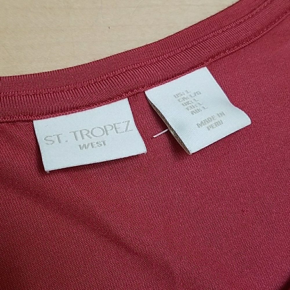 Burt Red Color Tank - Picture 3 of 4